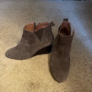 Vionic Taupe Suede Ankle Booties